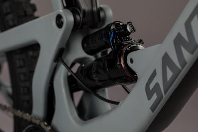 Novi Santa Cruz Bronson